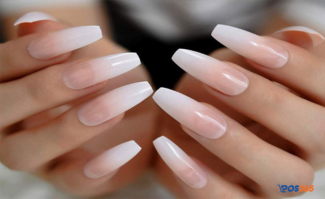 Mẫu nail omber tự nhiên cá tính